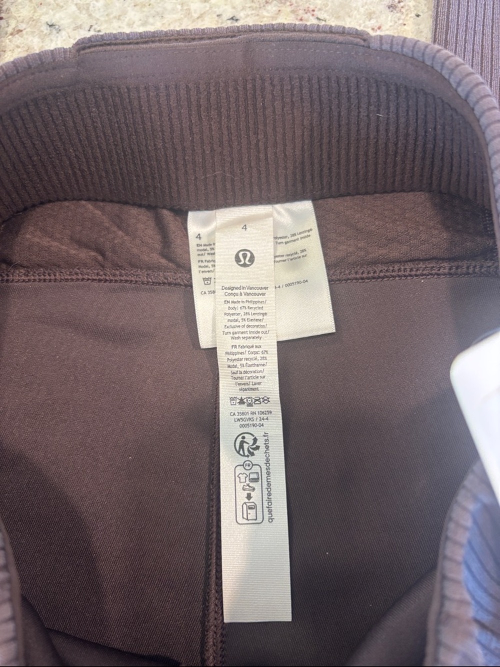 New with tags! Lululemon Ribbed Softstreme Flared Pant *Regular Espresso Sz 4 - Picture 3 of 8
